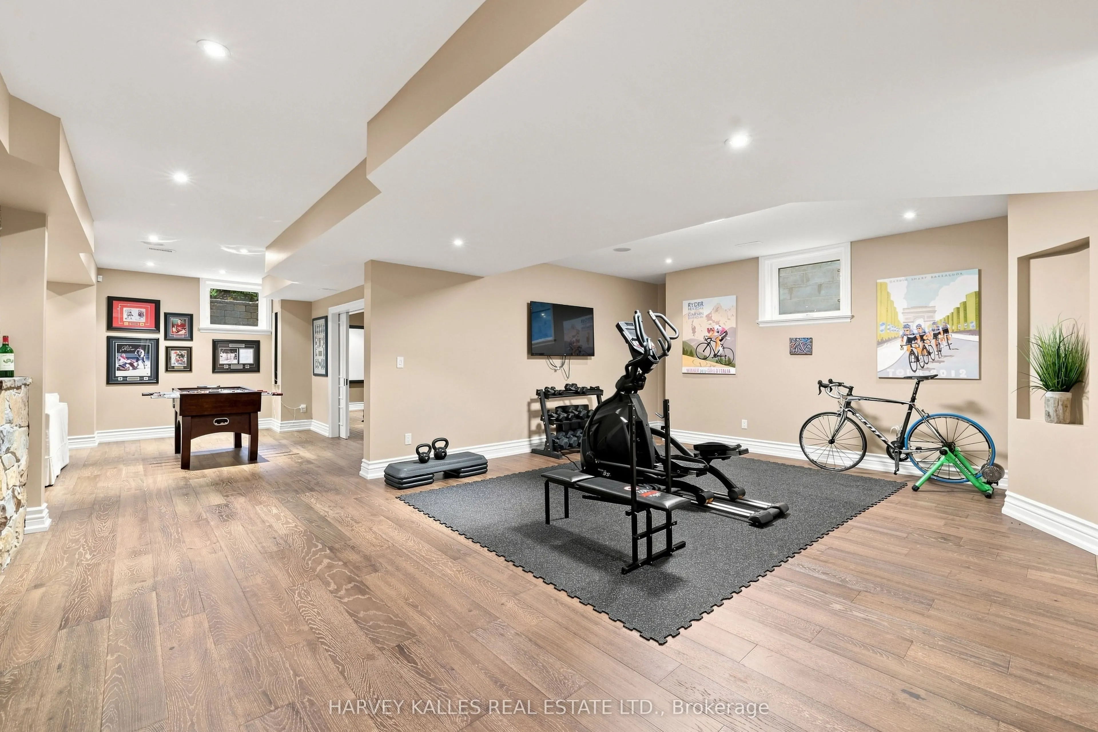 14 Denewood Crescent