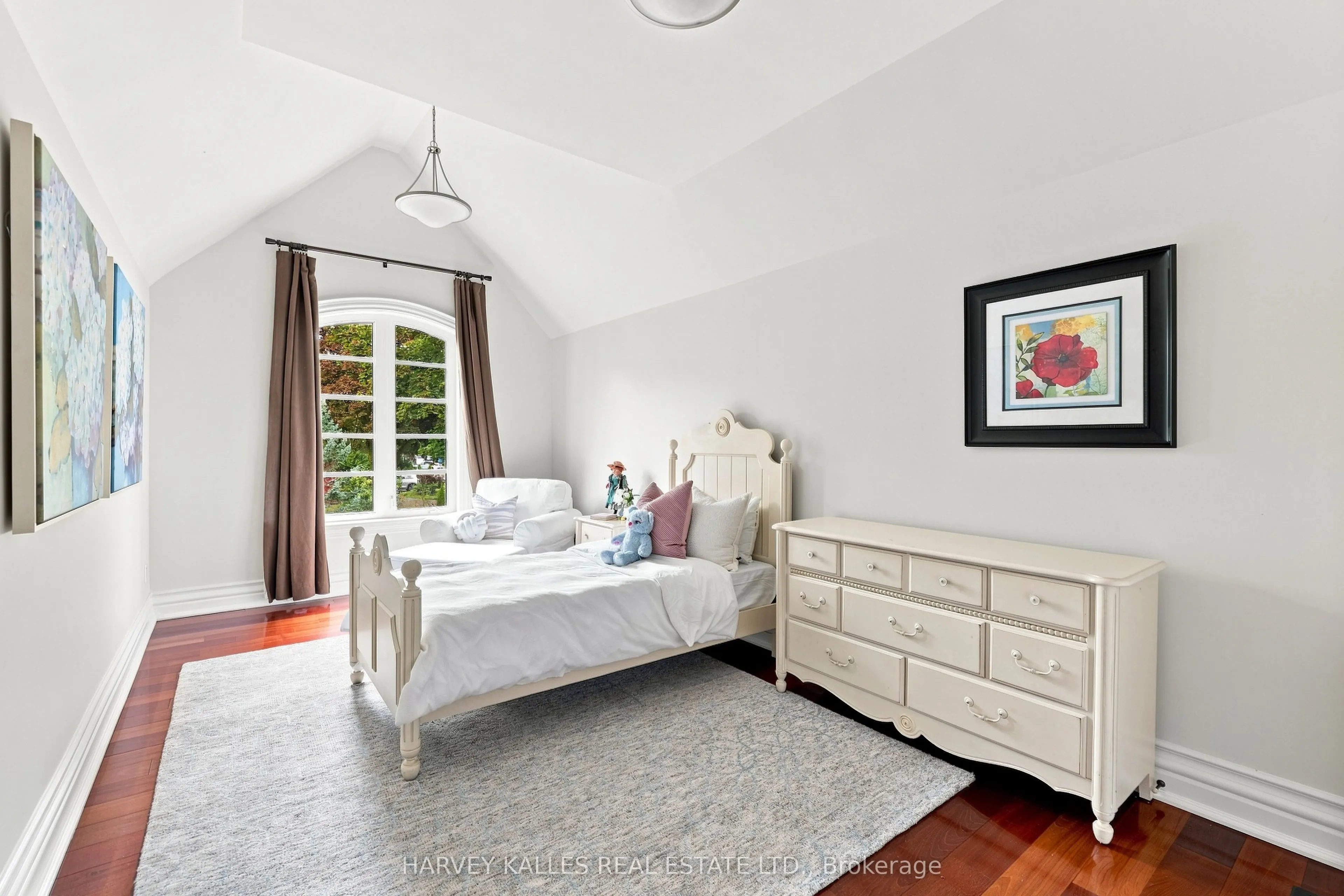 14 Denewood Crescent