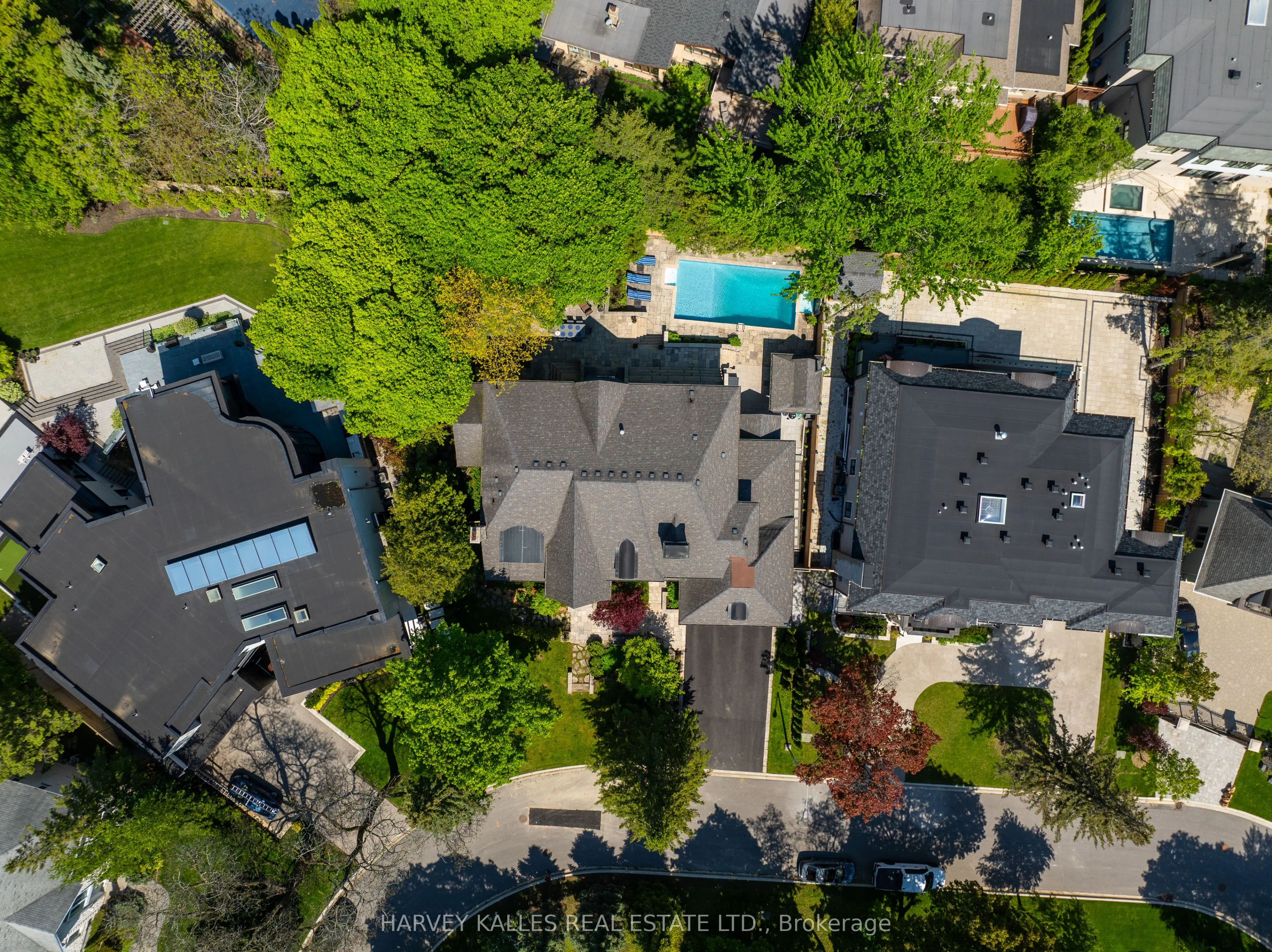 14 Denewood Crescent