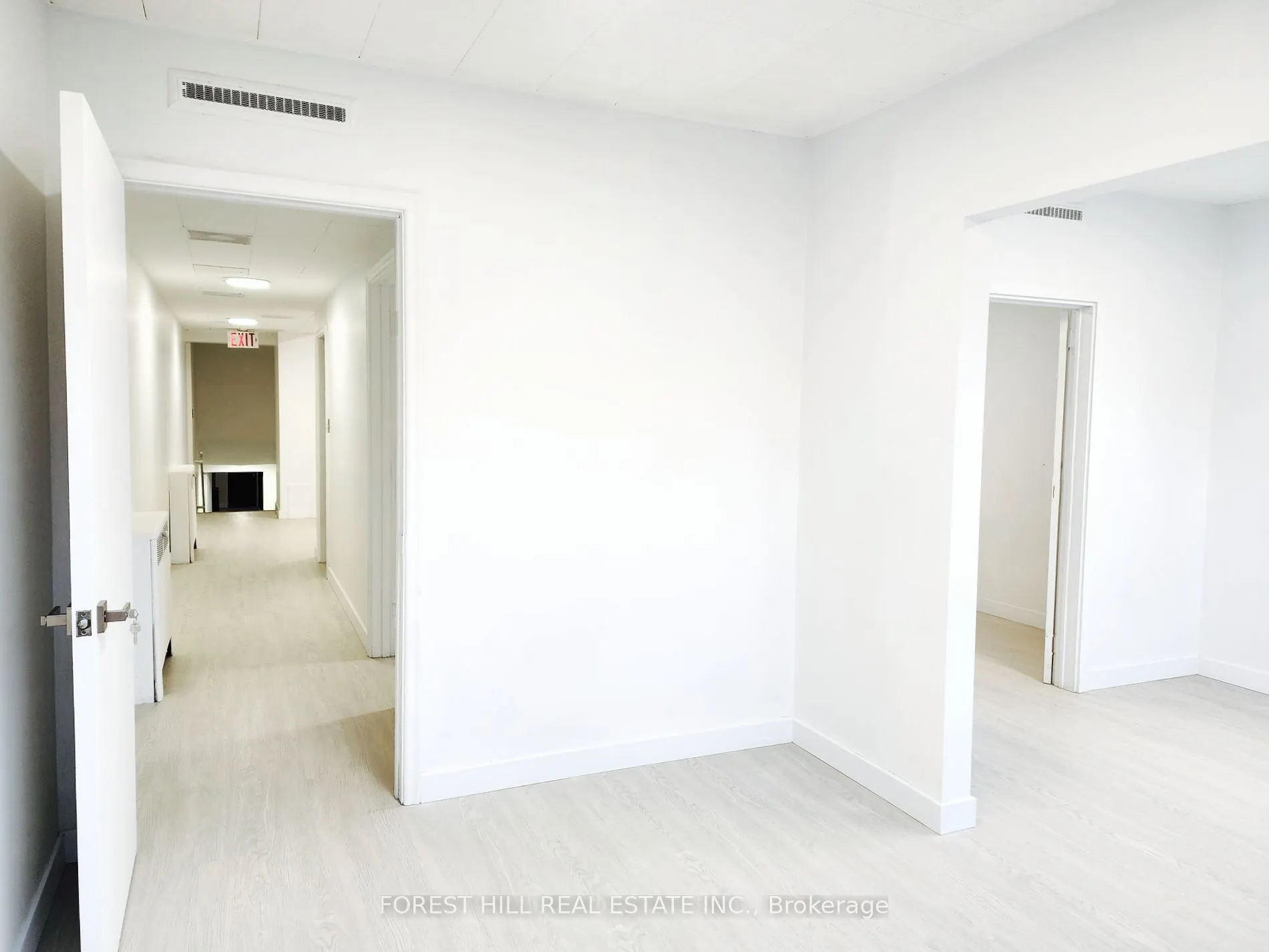 226 Bathurst Street #250