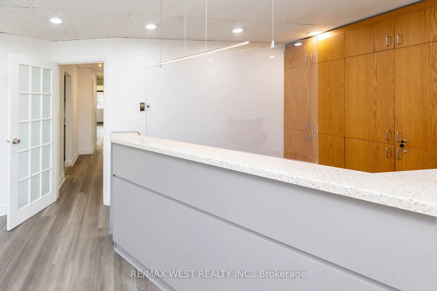 1083 Bloor Street W #Main Floor