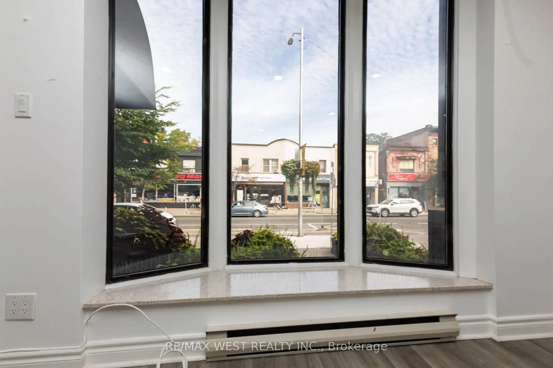 1083 Bloor Street W #Main Floor