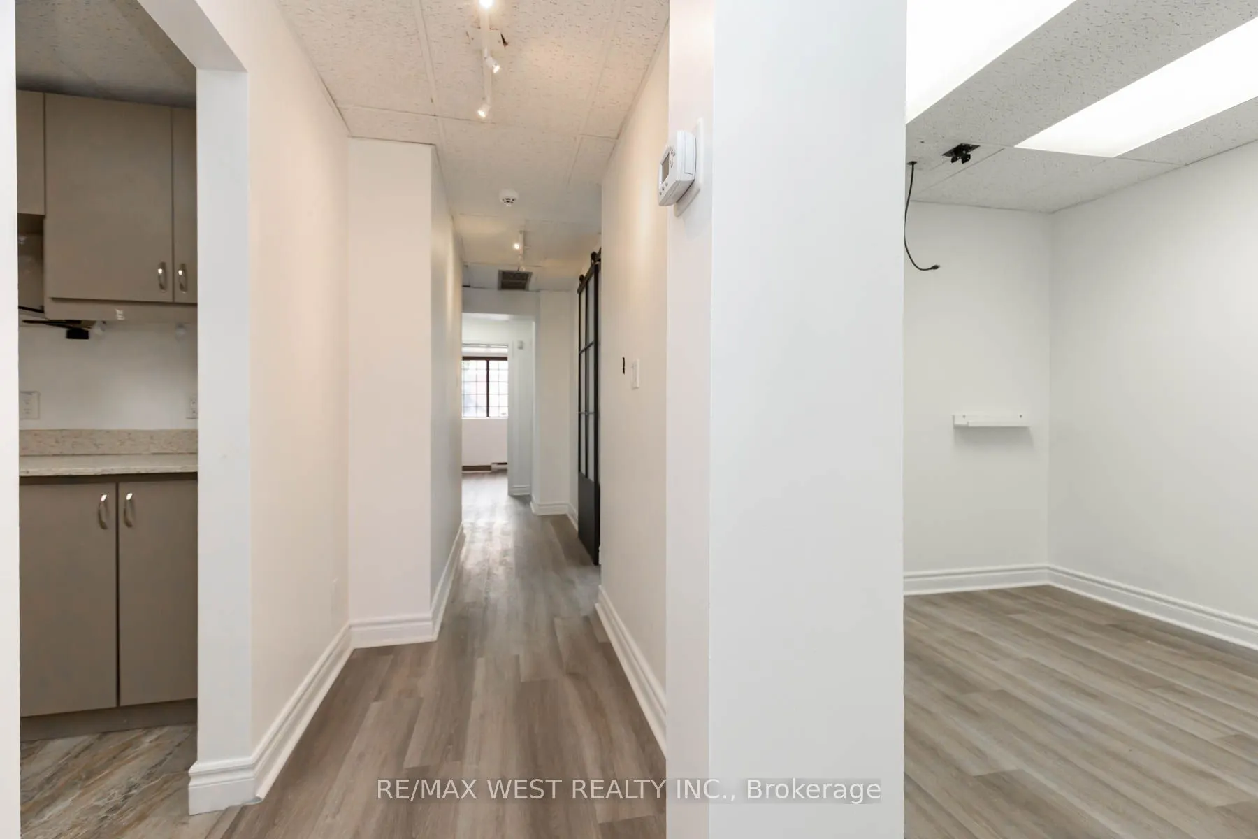 1083 Bloor Street W #Main Floor