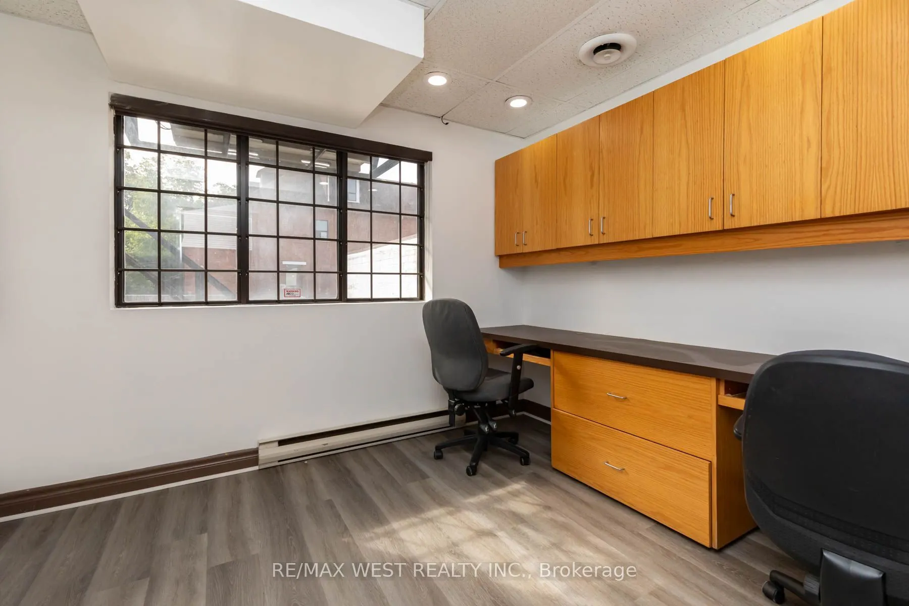 1083 Bloor Street W #Main Floor