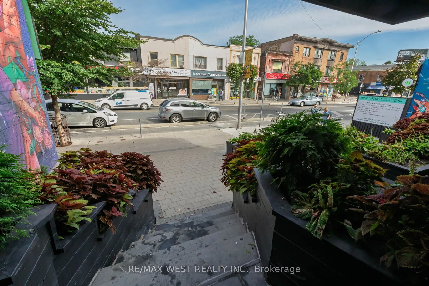 1083 Bloor Street W #Main Floor