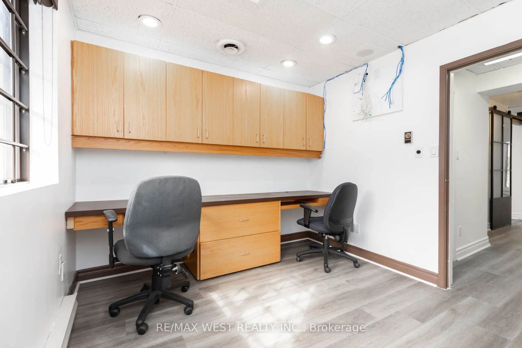 1083 Bloor Street W #Main Floor