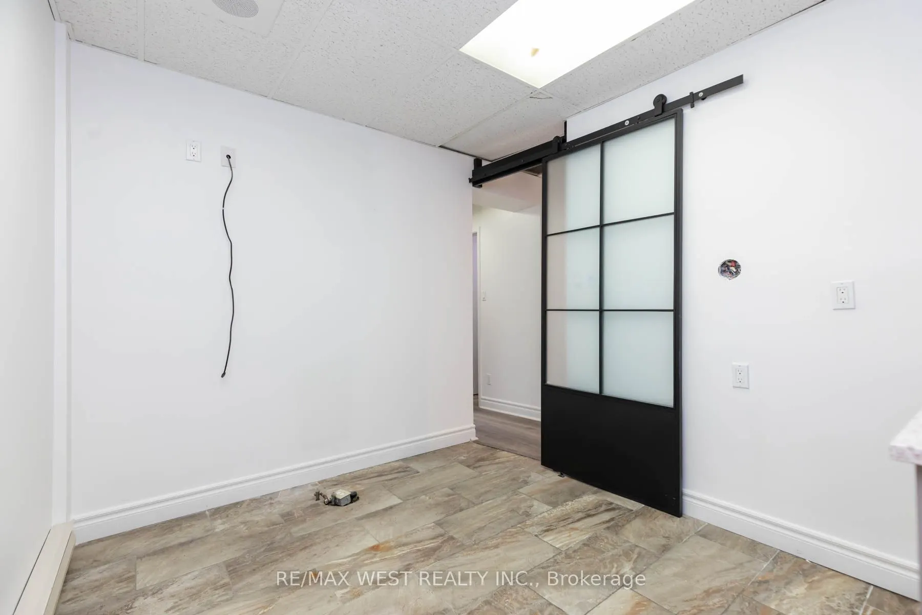 1083 Bloor Street W #Main Floor