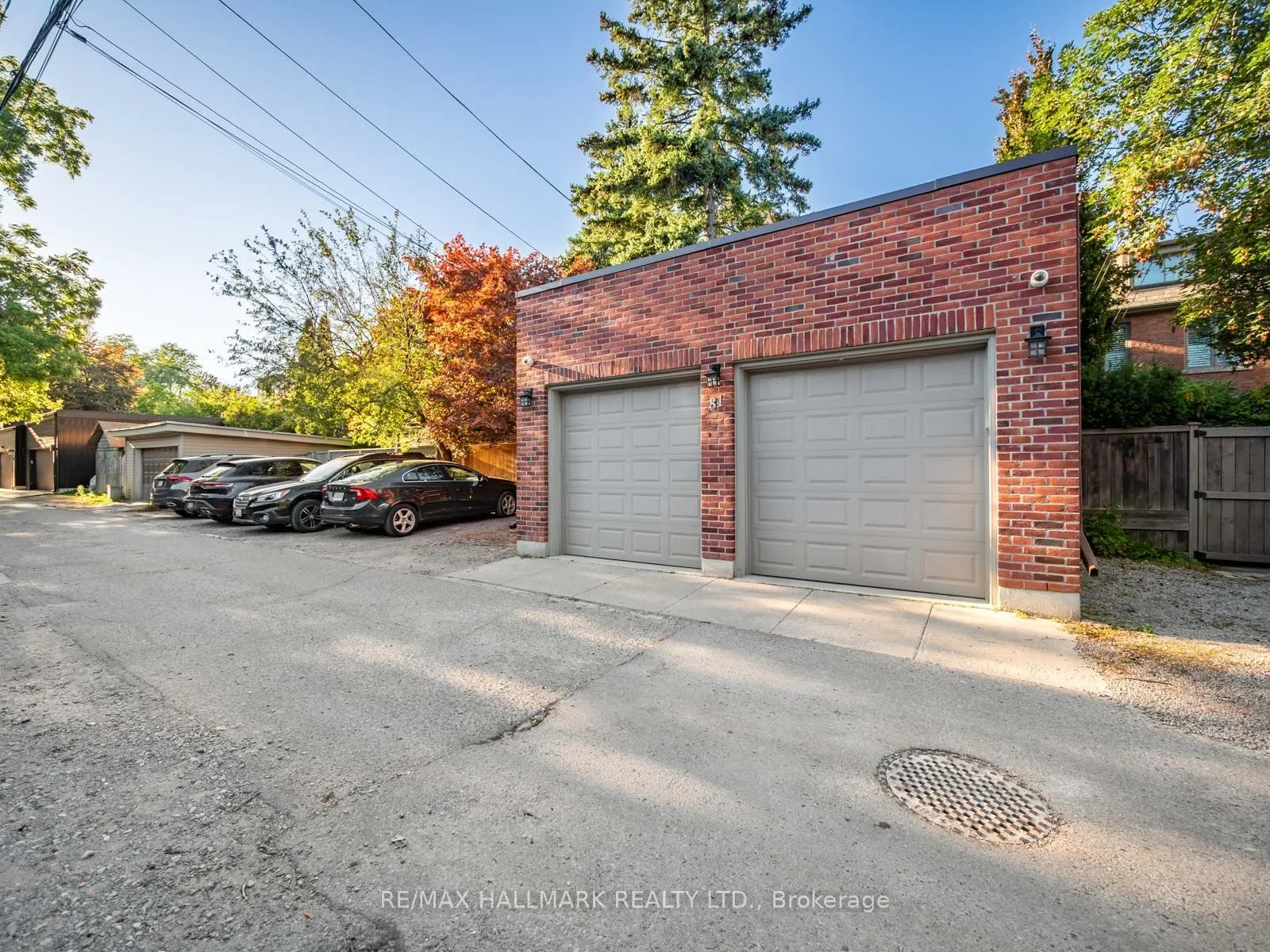 81 Macpherson Avenue
