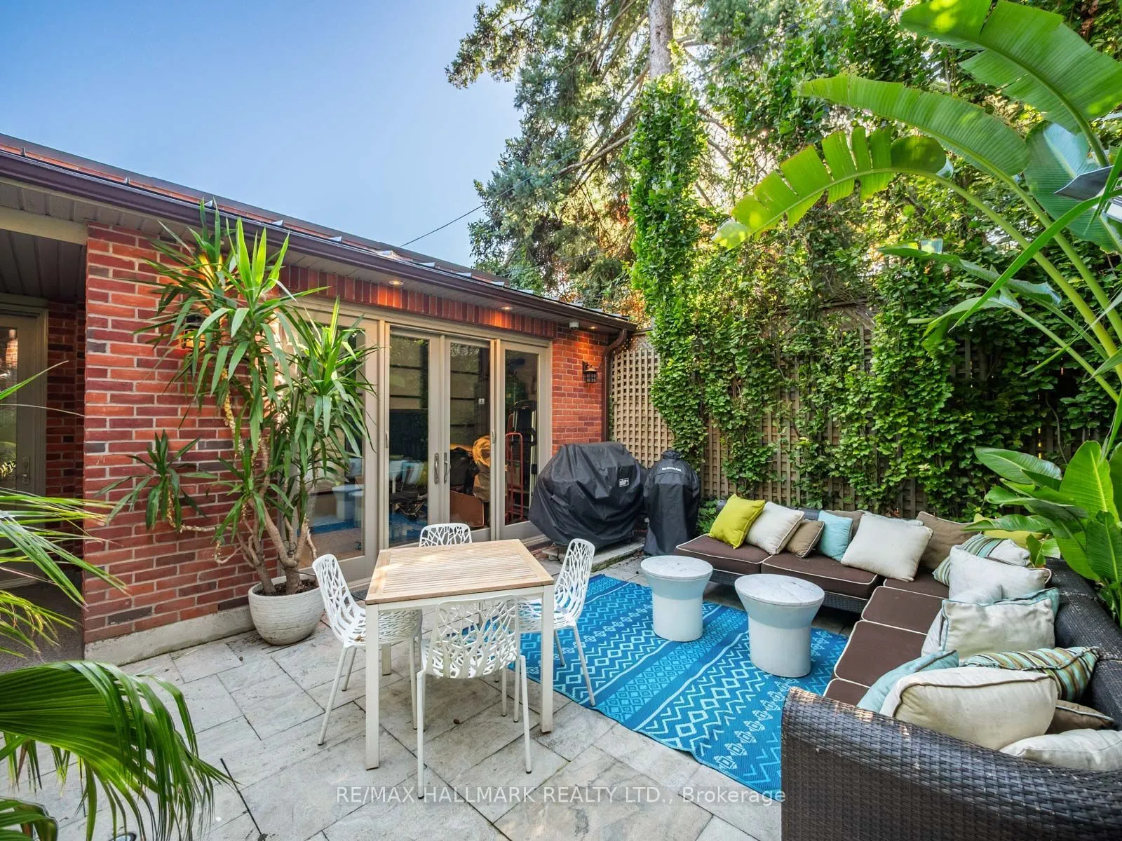 81 Macpherson Avenue
