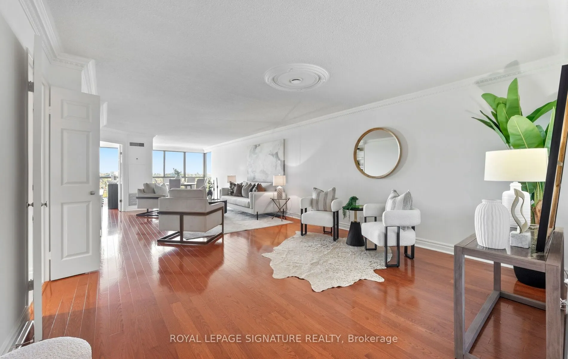 1 Concorde Place #1704