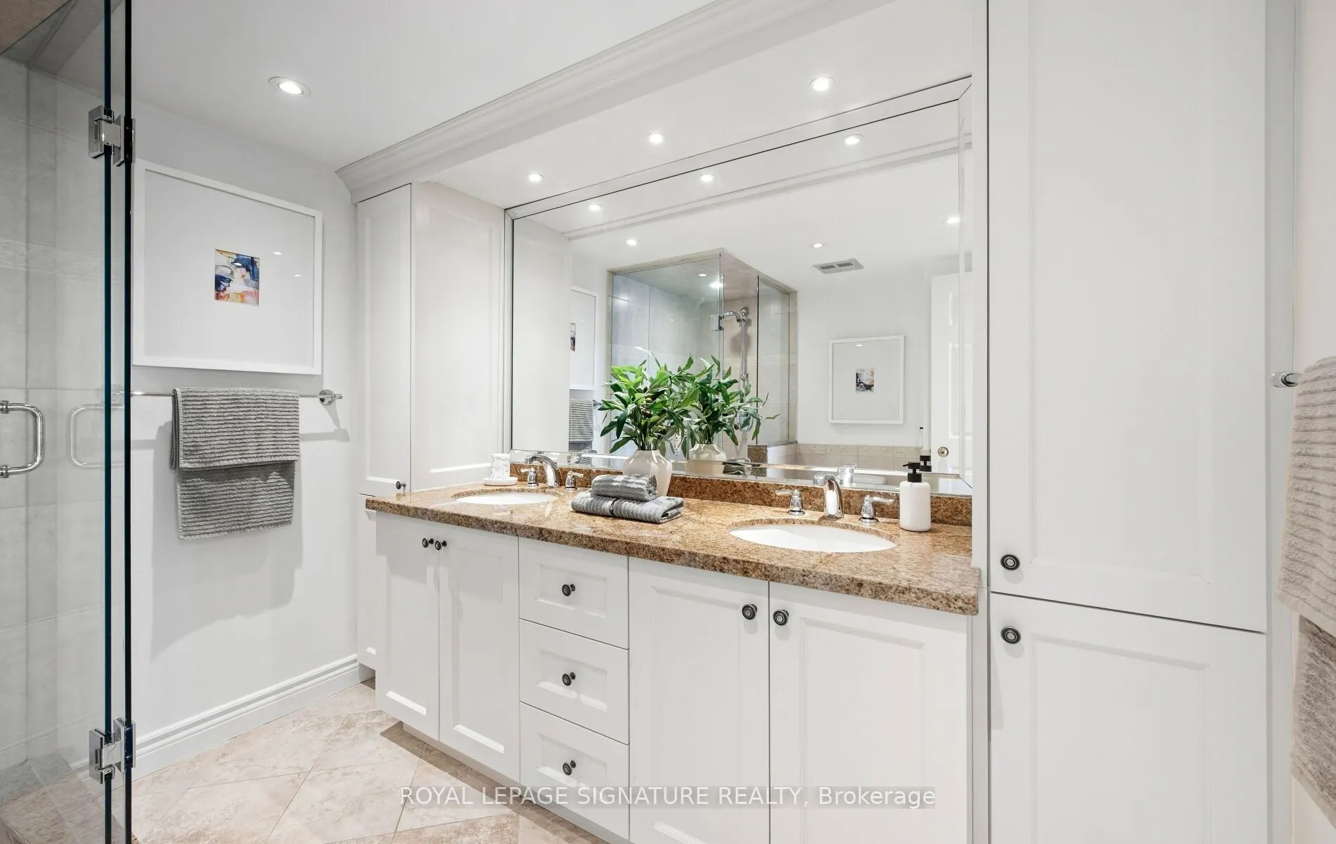 1 Concorde Place #1704
