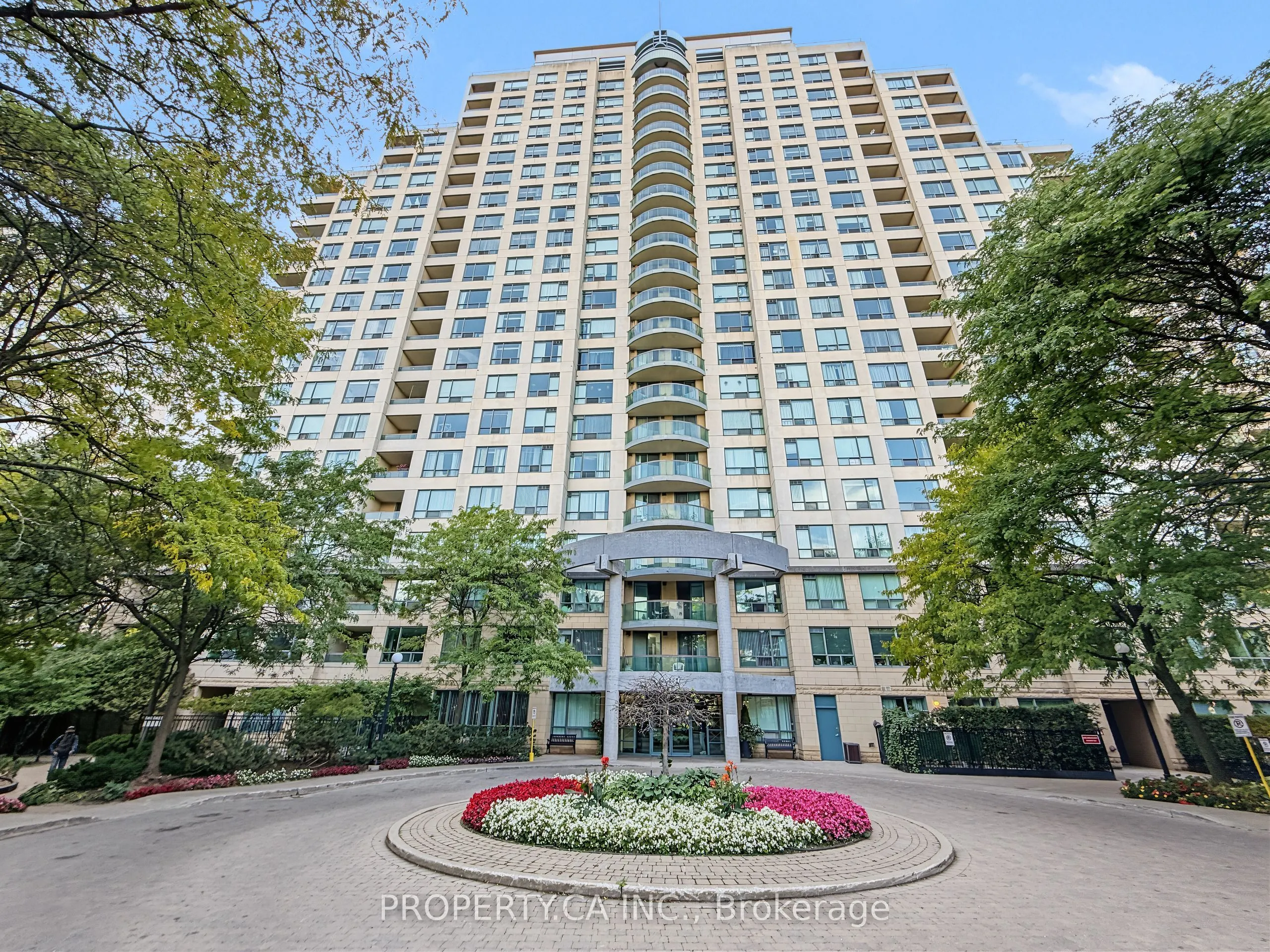 238 Doris Avenue #812