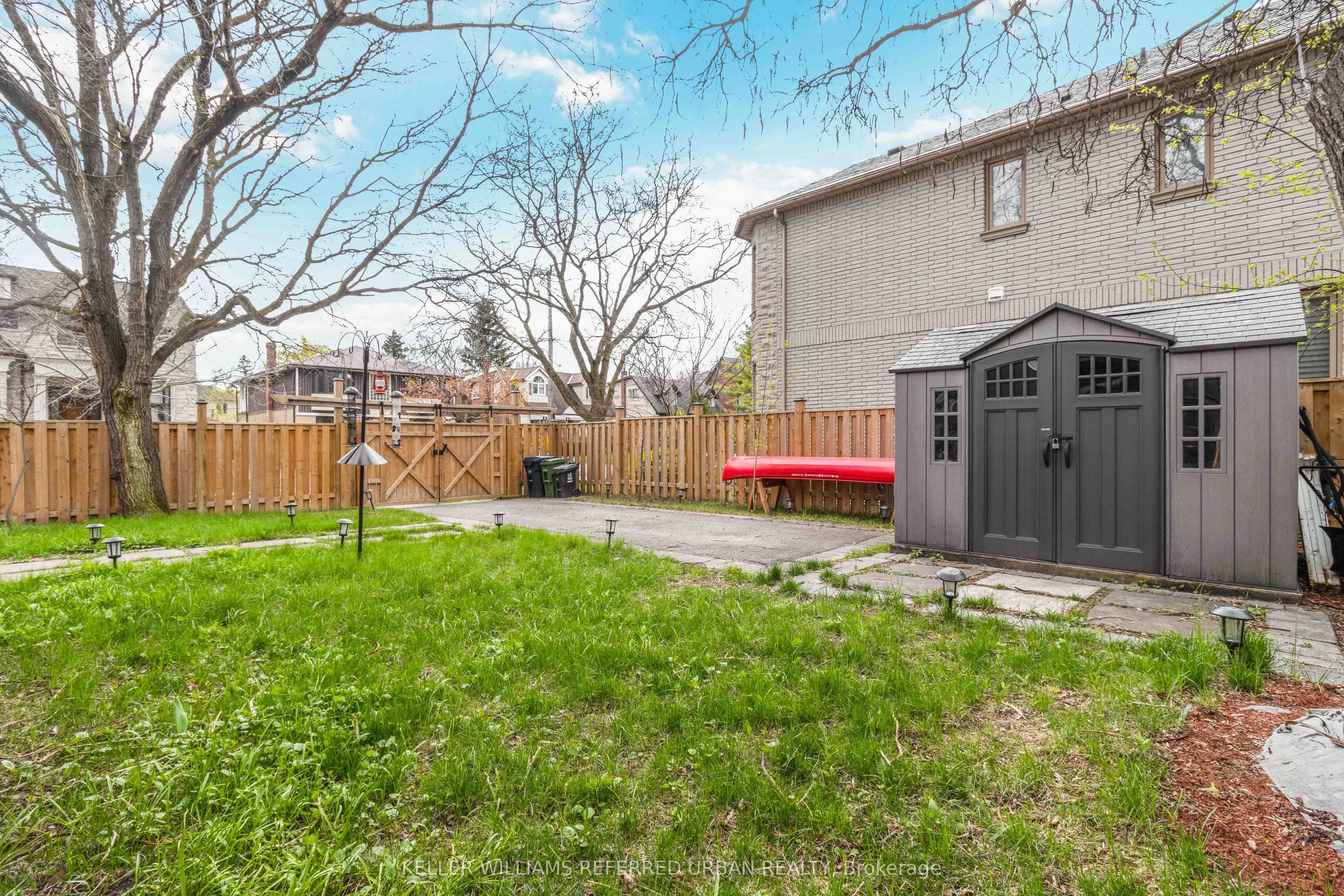 310 Senlac Road