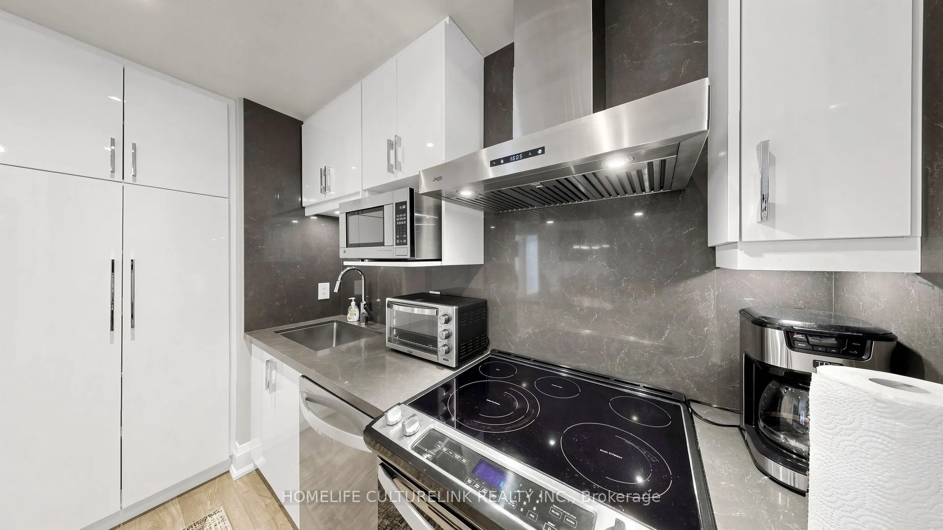 100 Harrison Garden Boulevard #1123