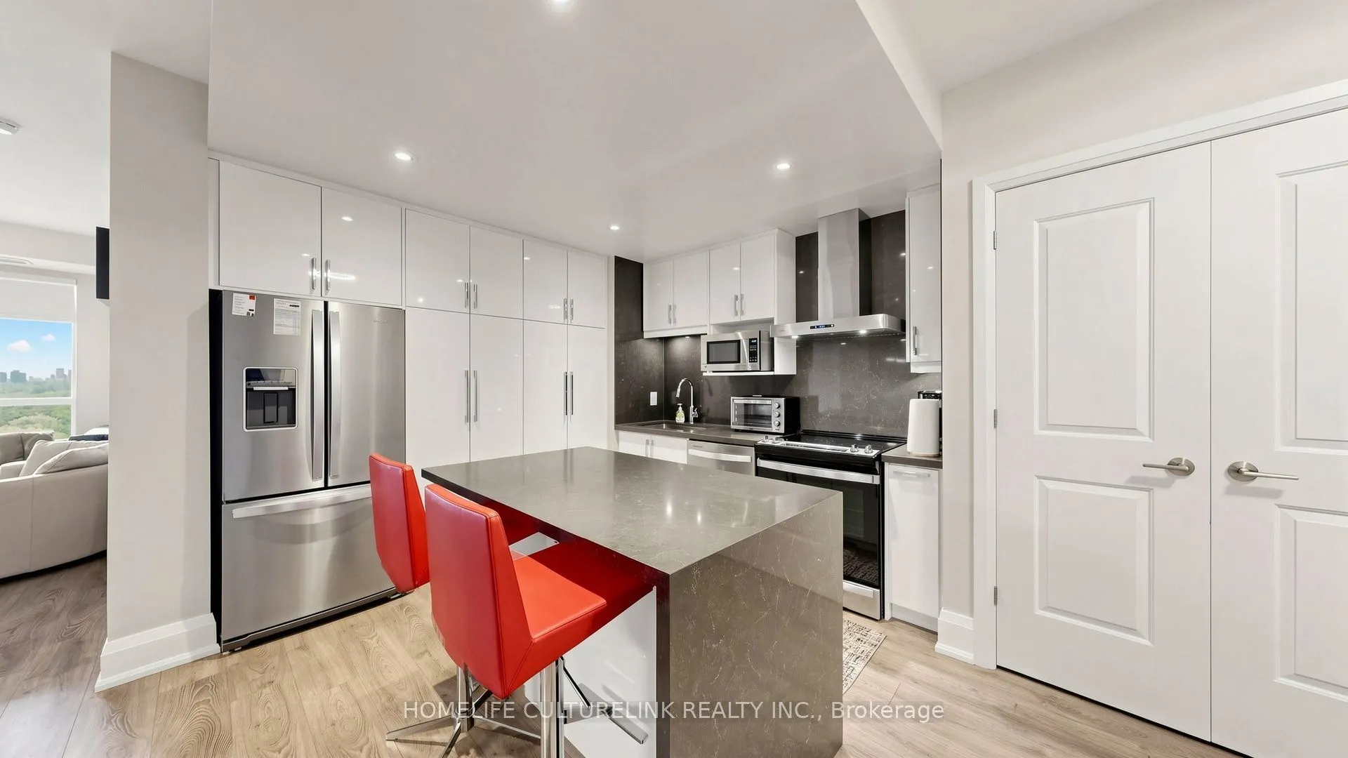 100 Harrison Garden Boulevard #1123