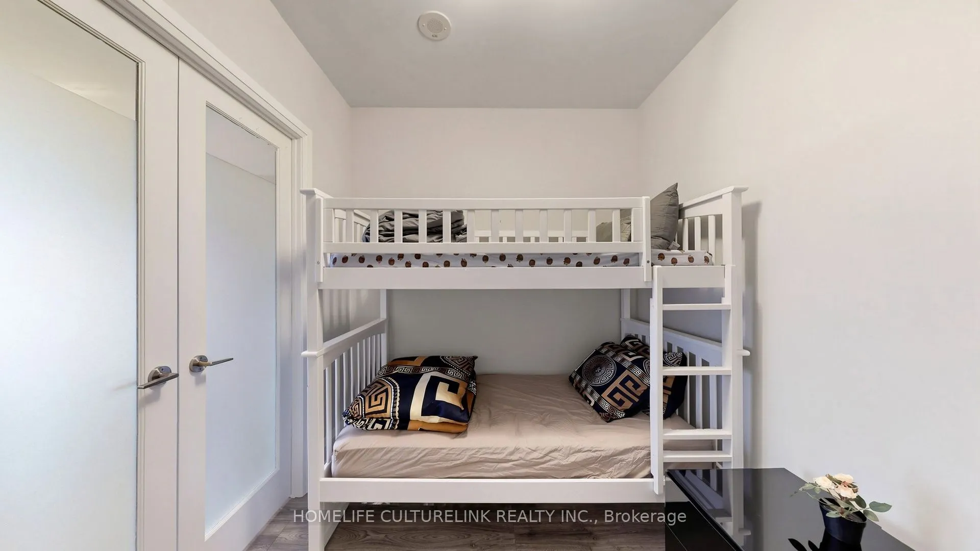100 Harrison Garden Boulevard #1123