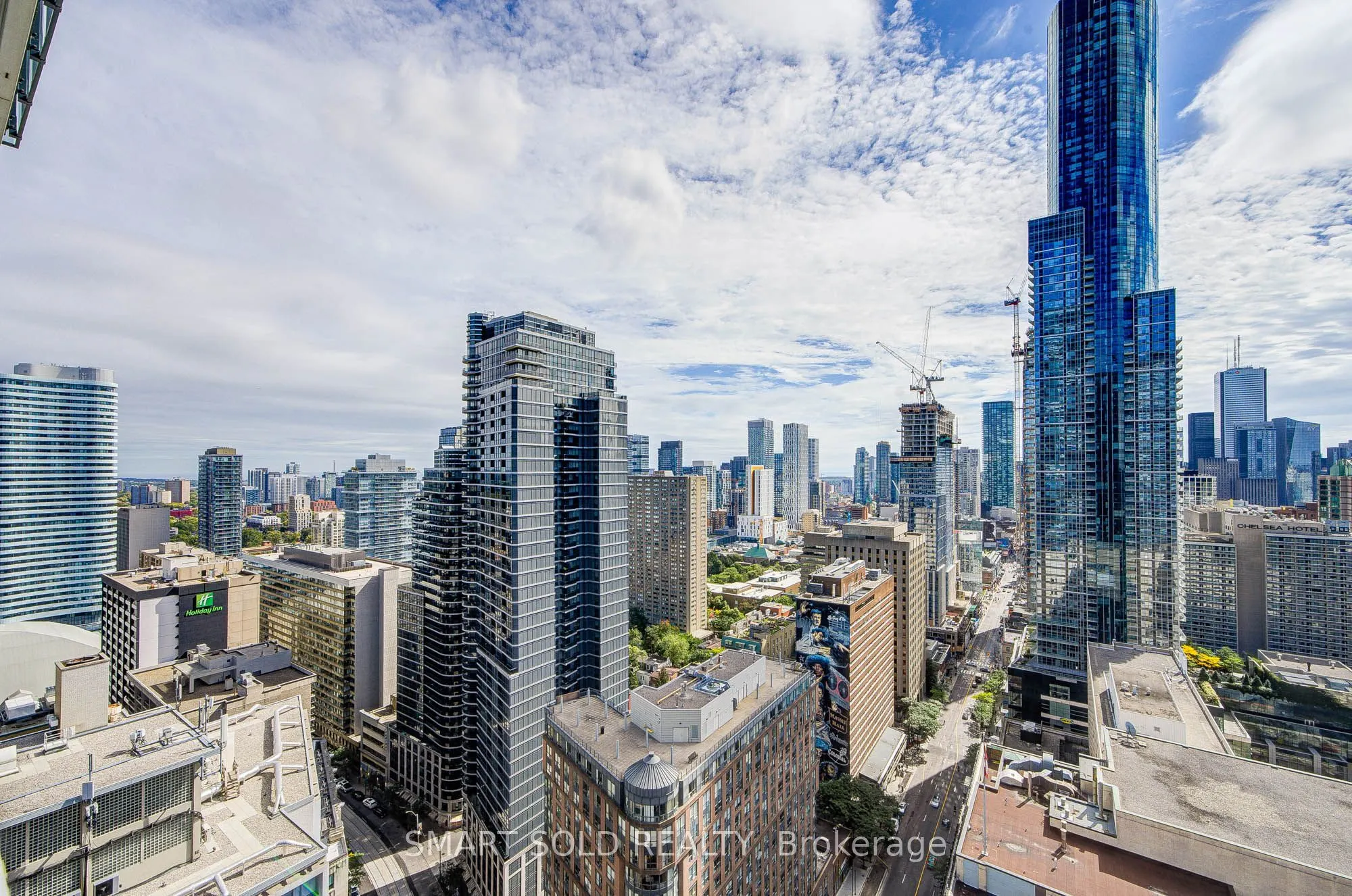 7 Grenville Street #3211