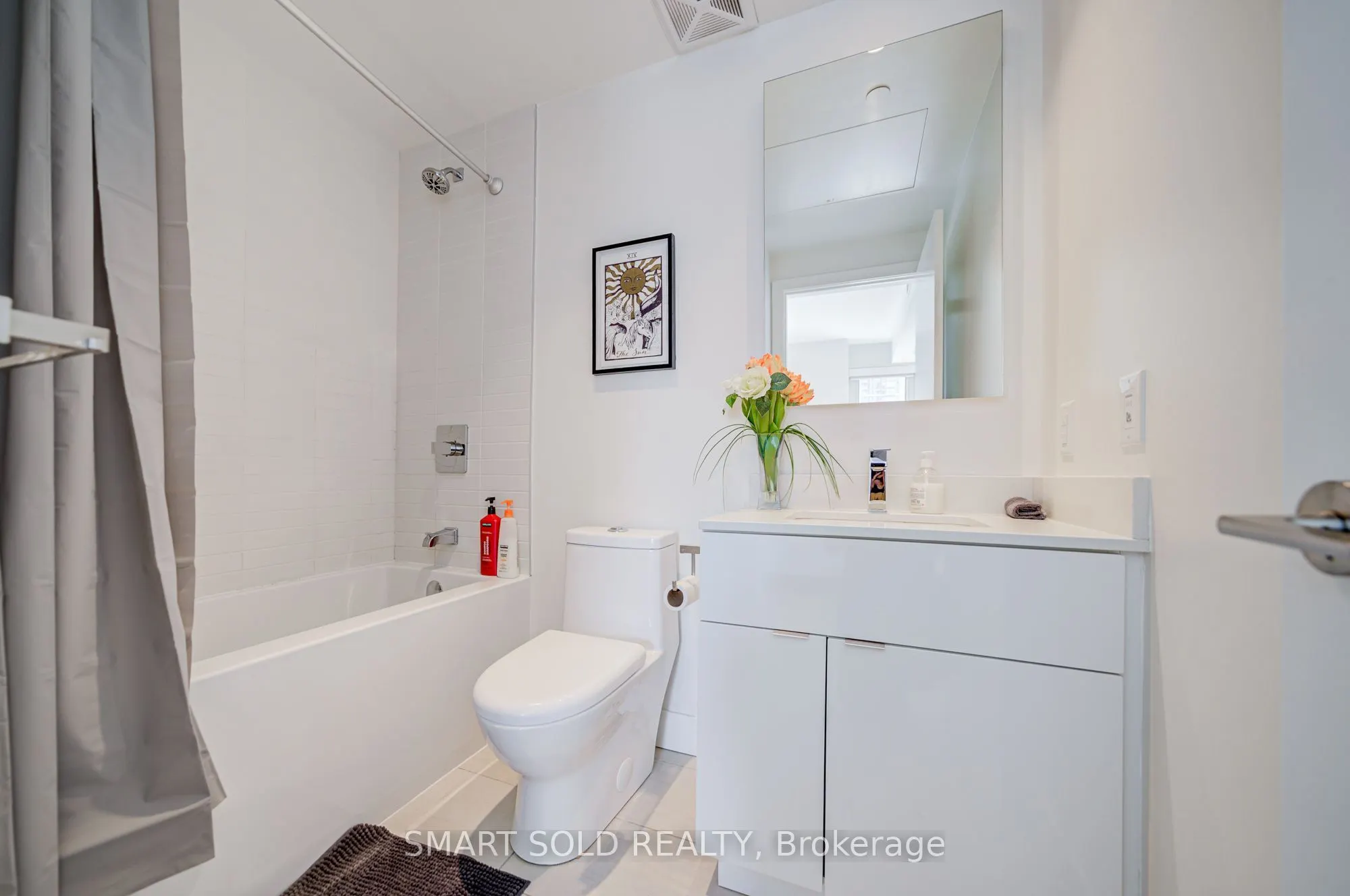 7 Grenville Street #3211
