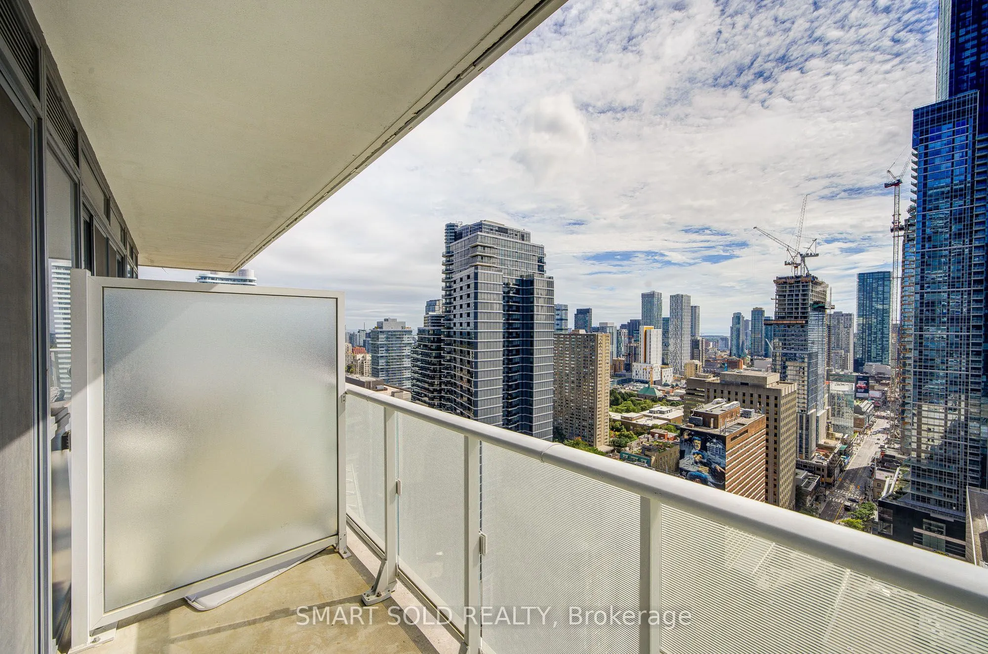 7 Grenville Street #3211
