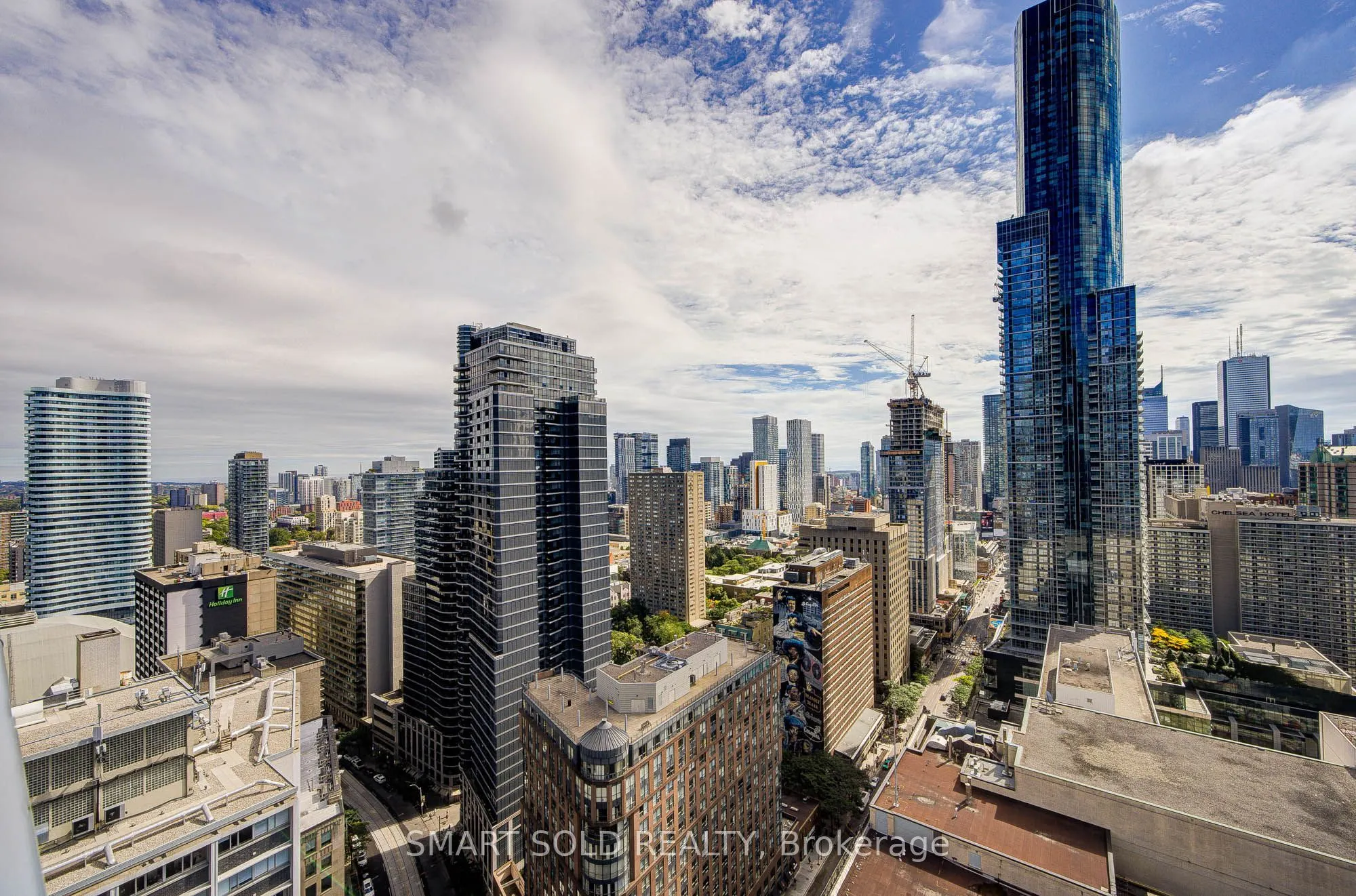 7 Grenville Street #3211