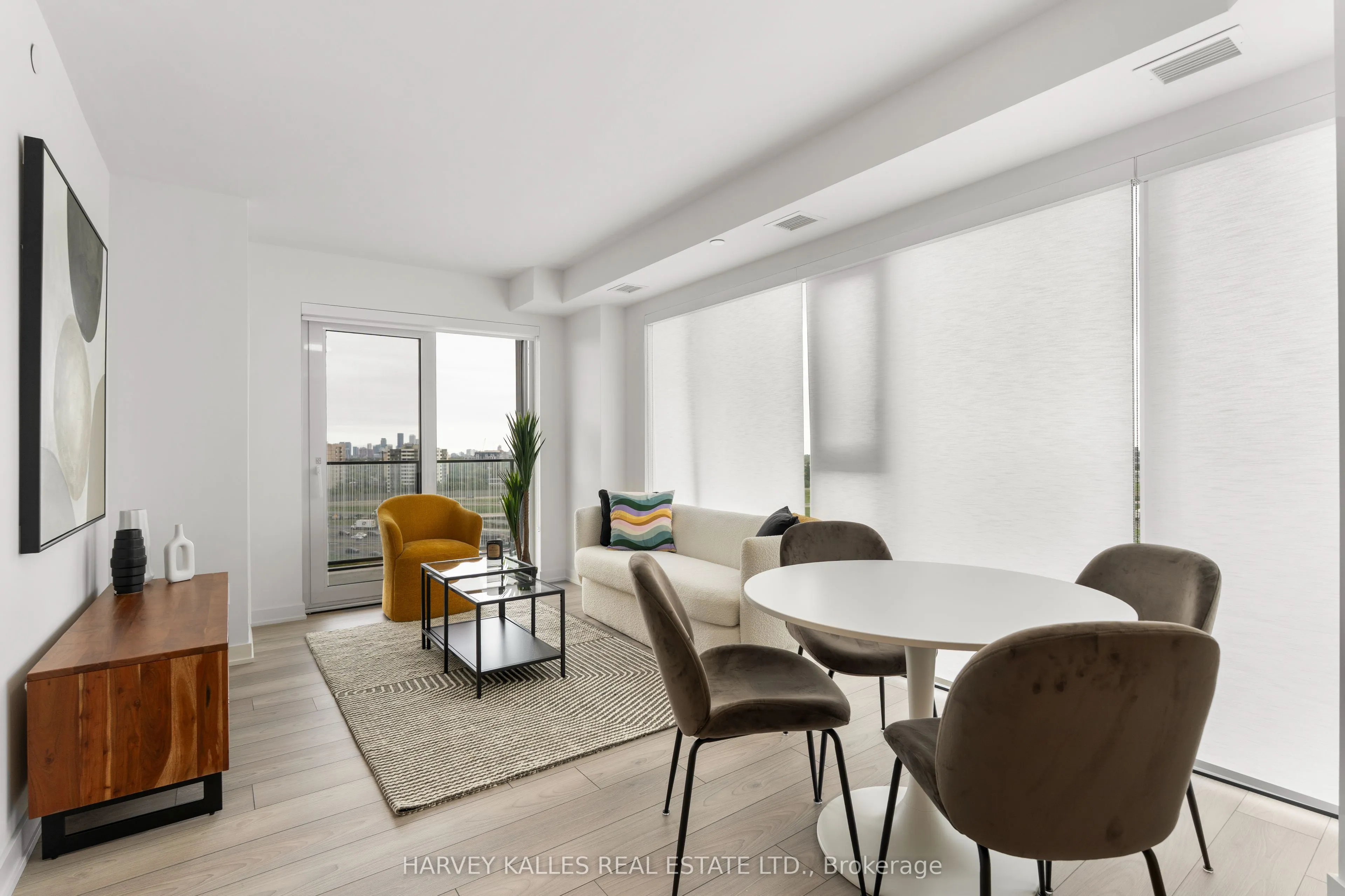 8 Tippett Road #1105
