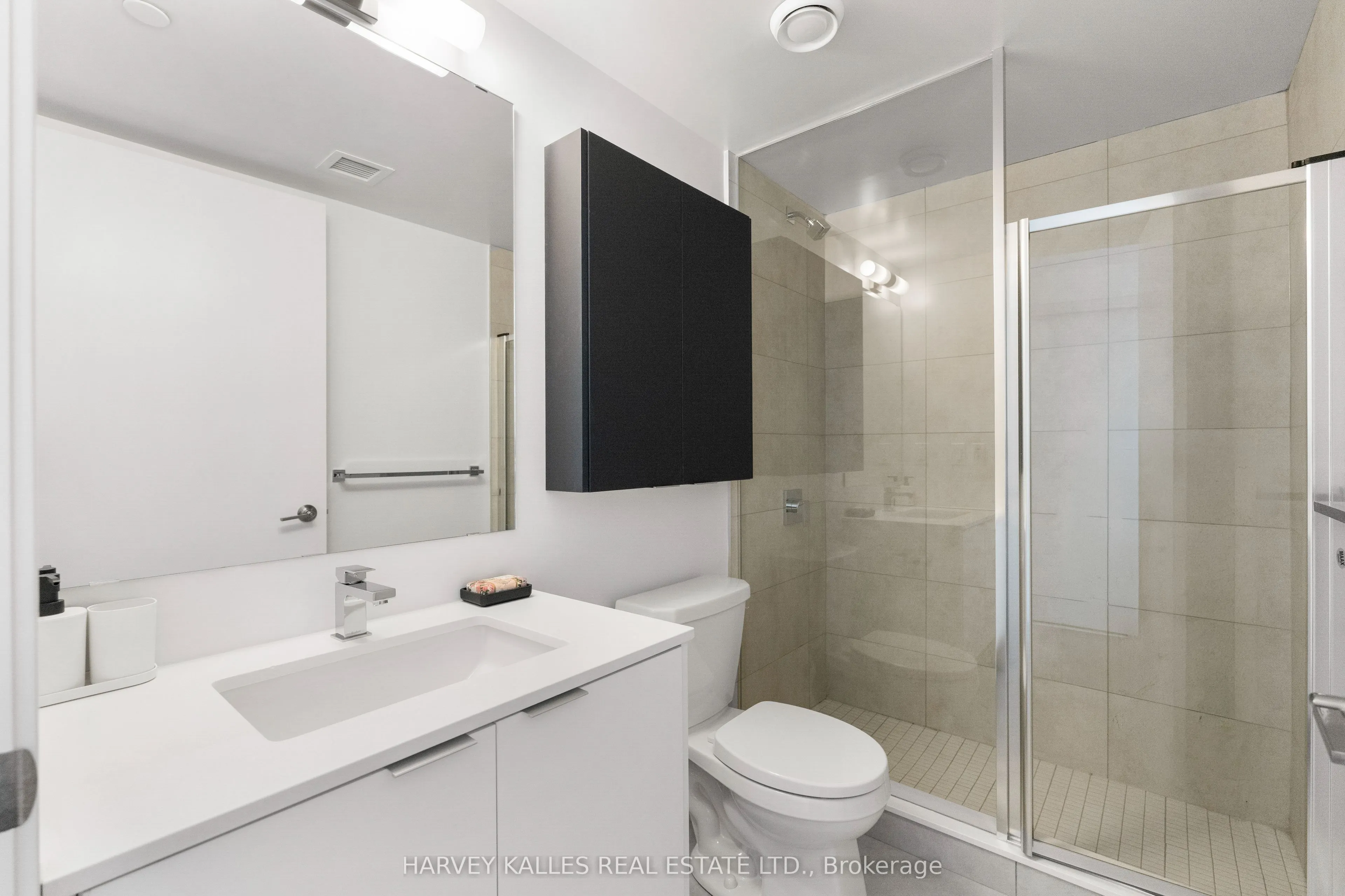 8 Tippett Road #1105