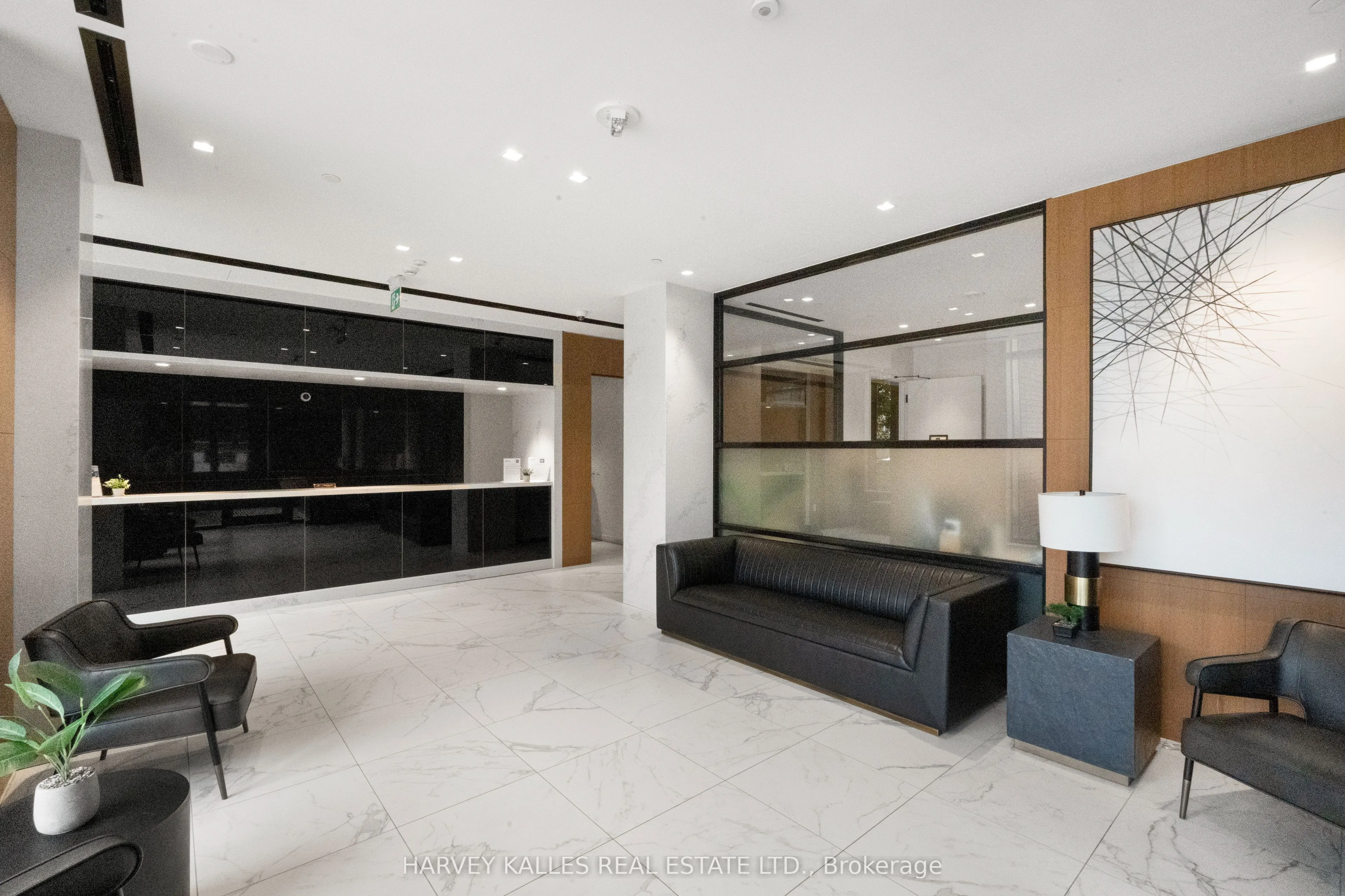 8 Tippett Road #1105