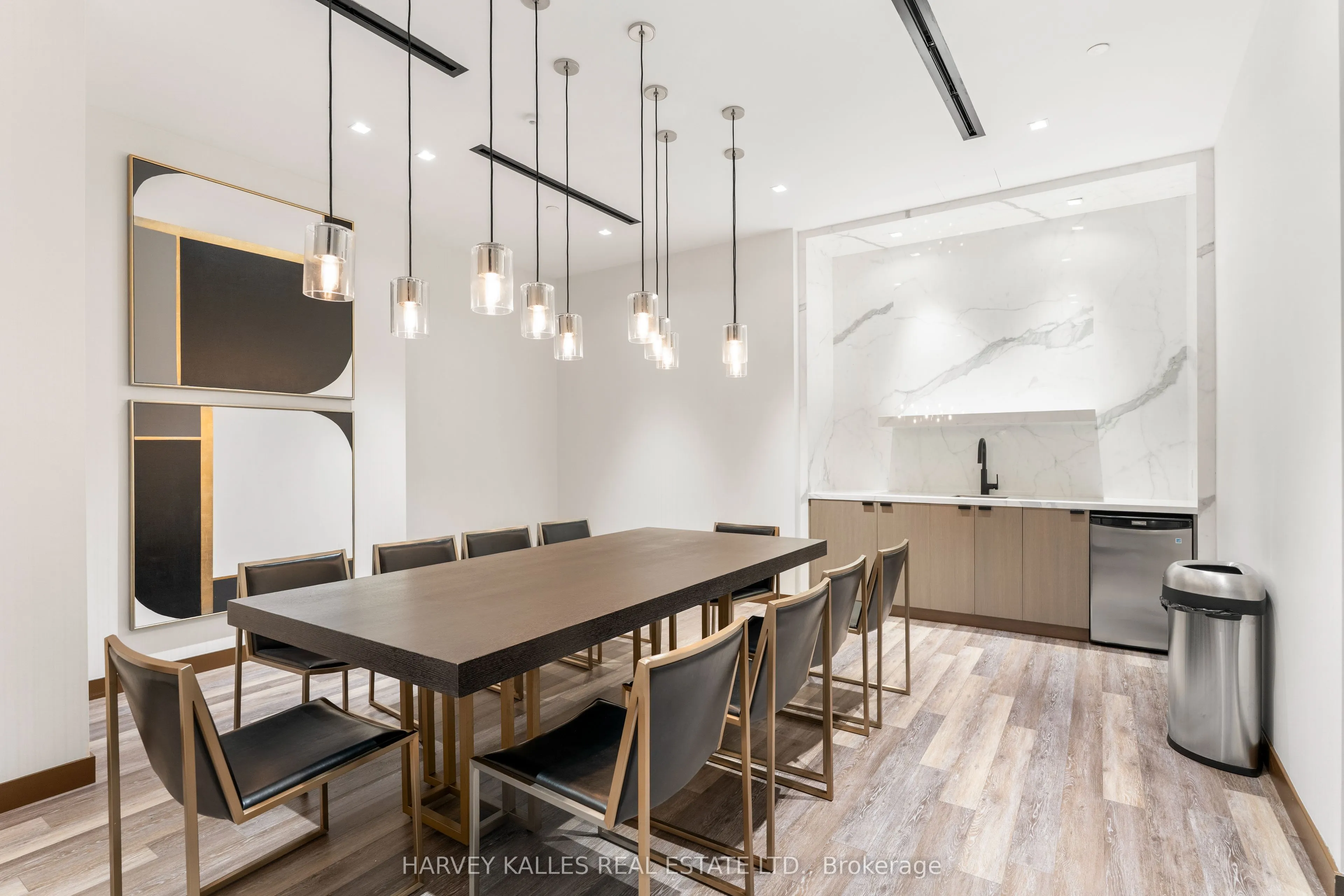8 Tippett Road #1105