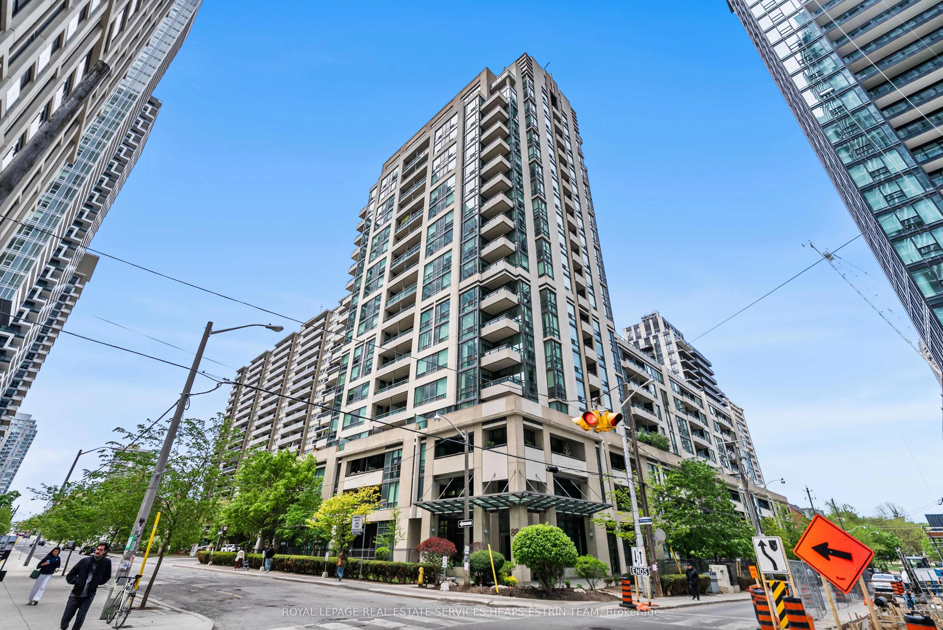 88 Broadway Avenue #1301