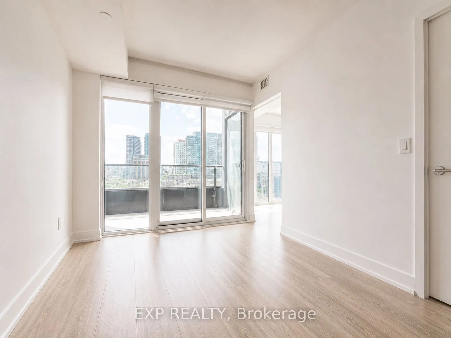 19 Western Battery Road #811