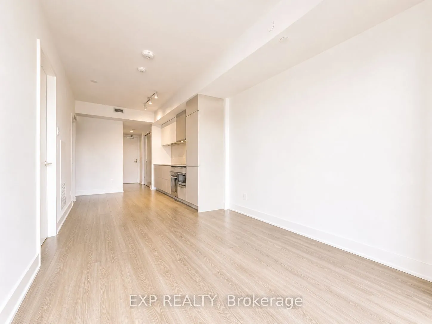 19 Western Battery Road #811