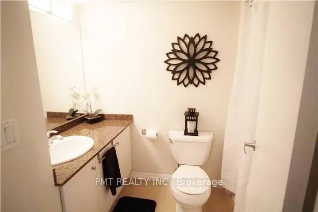 12 Yonge Street #408