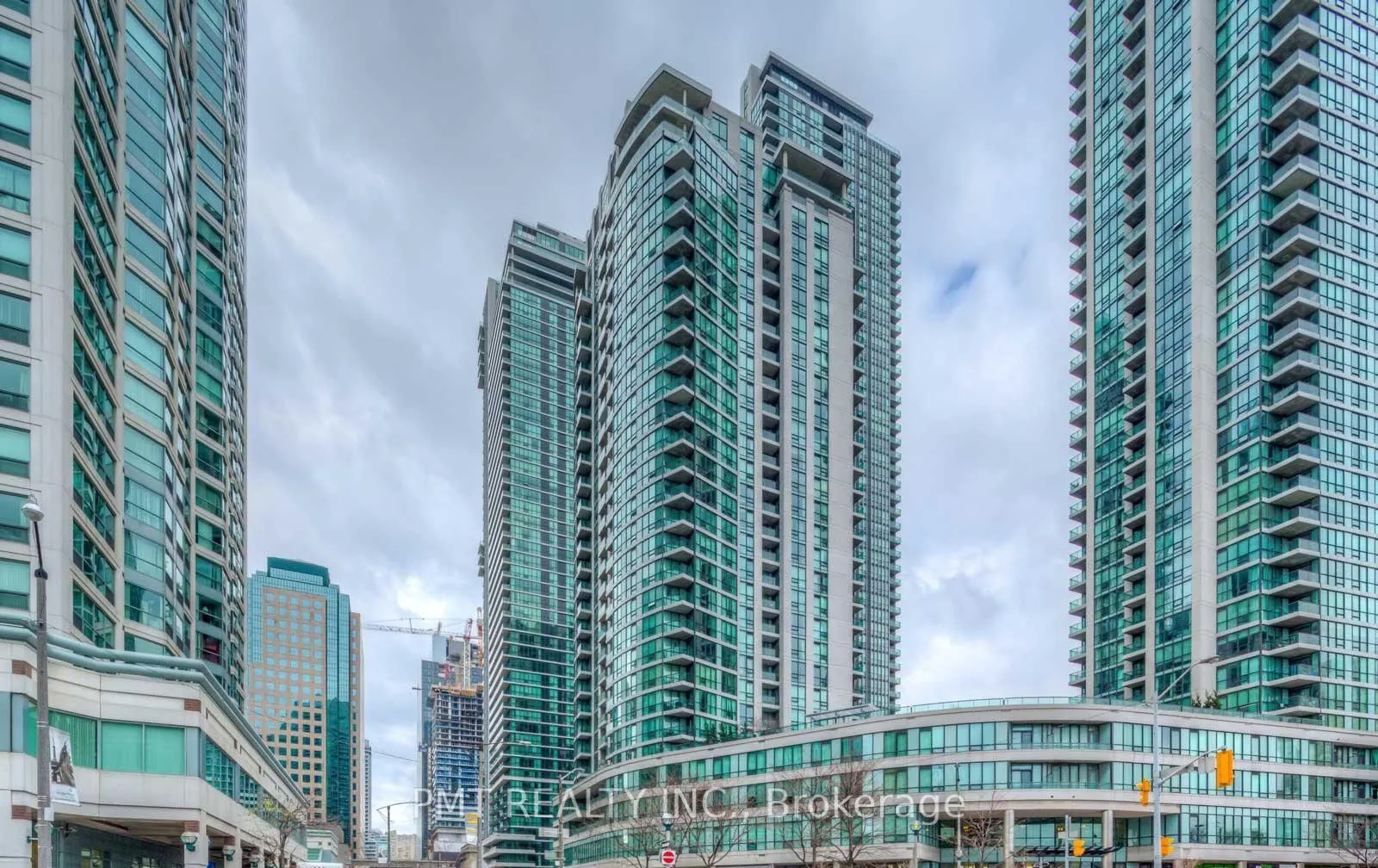 12 Yonge Street #408
