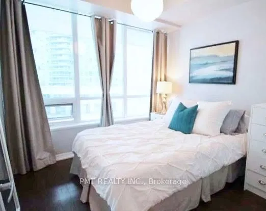 12 Yonge Street #408