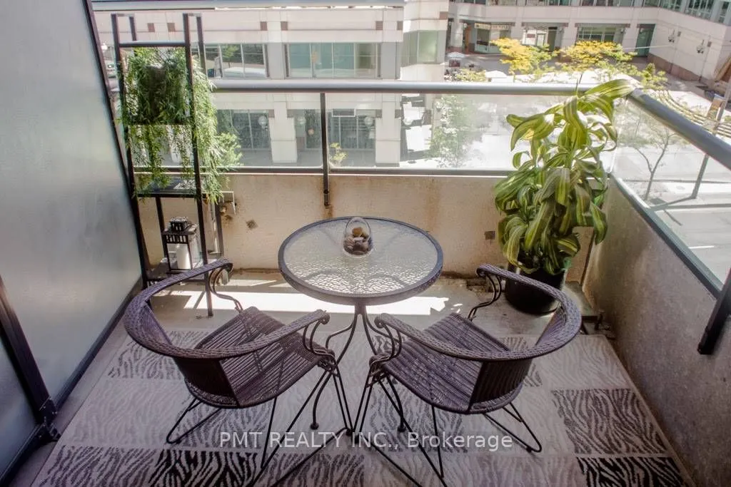 12 Yonge Street #408