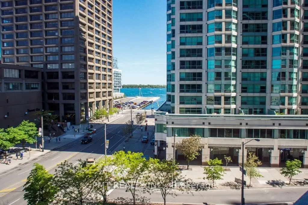 12 Yonge Street #408