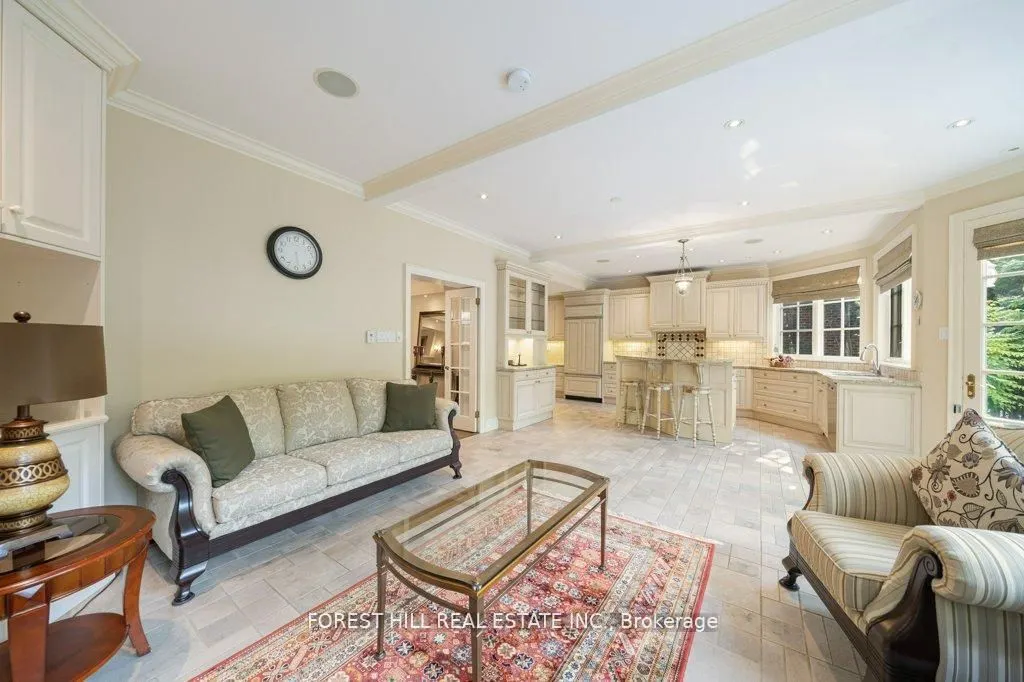82 Brooke Avenue