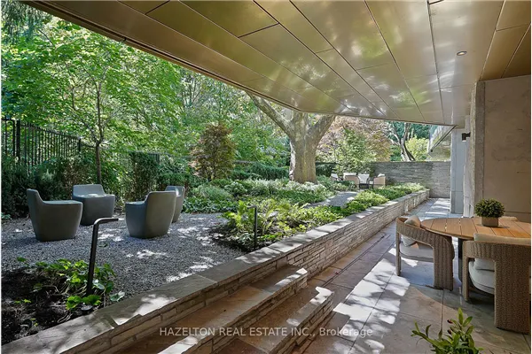 7 Dale Avenue #106