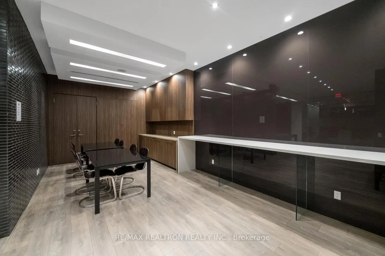 1030 King Street W #1108