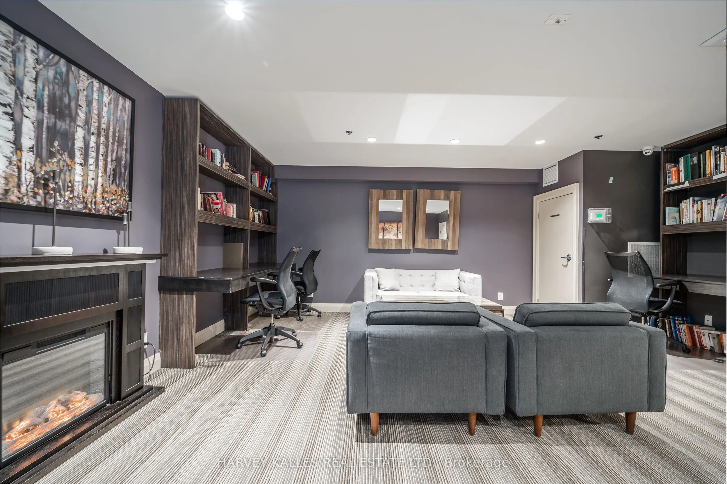 225 Wellesley Street E #313