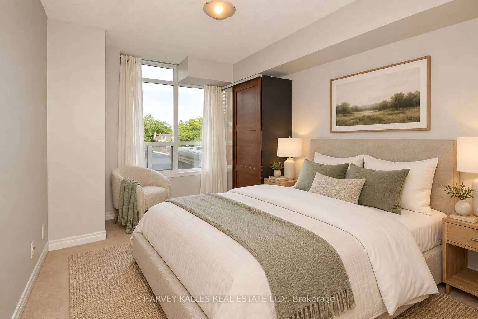 225 Wellesley Street E #313