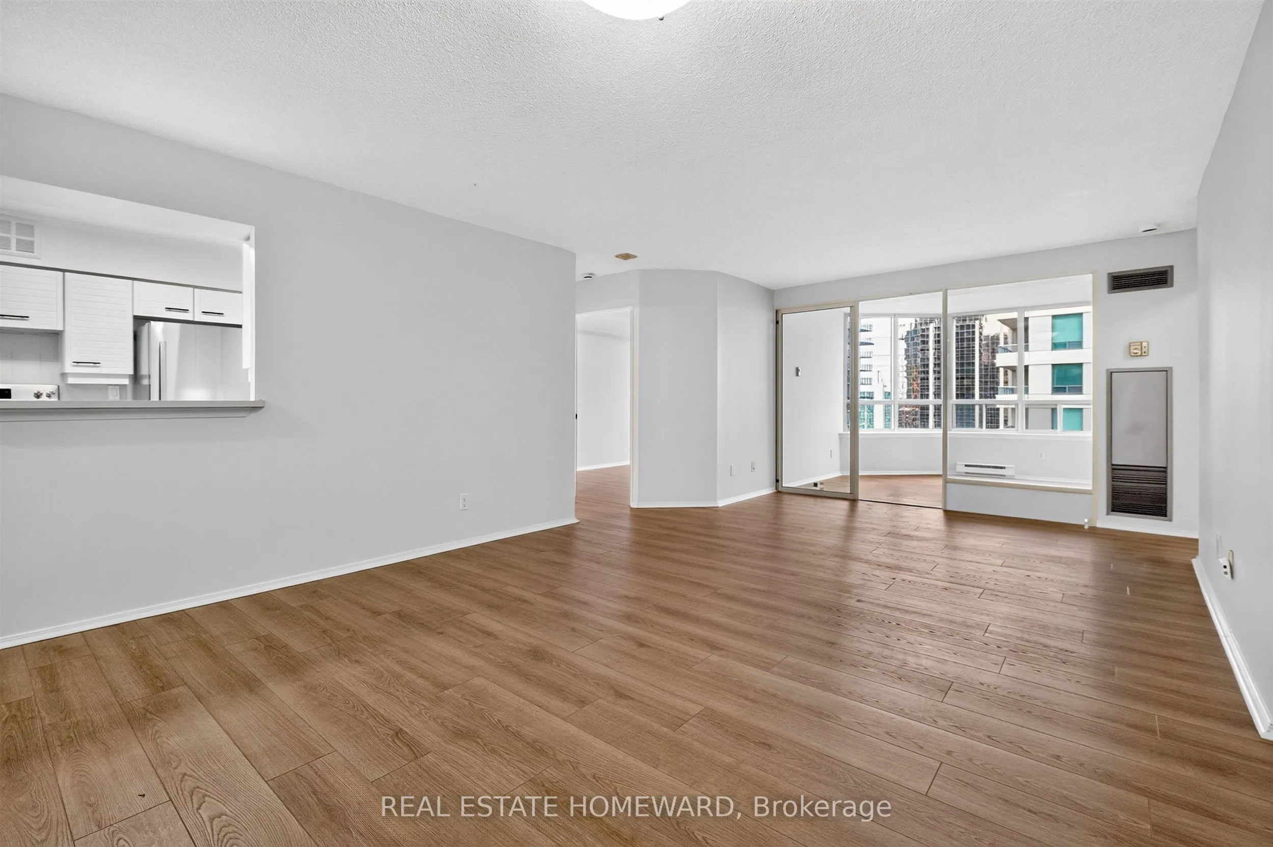 30 Greenfield Avenue #1803