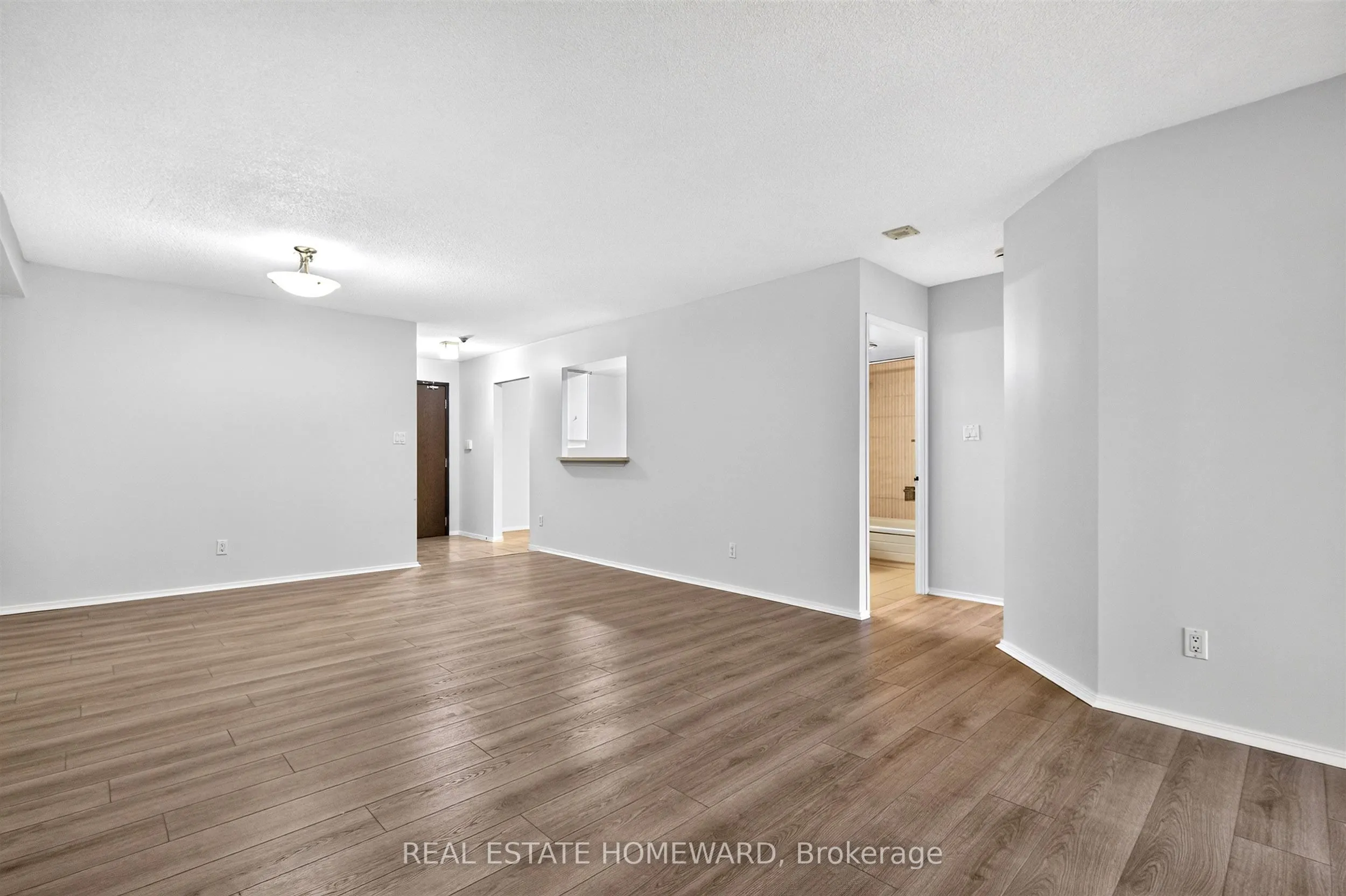 30 Greenfield Avenue #1803