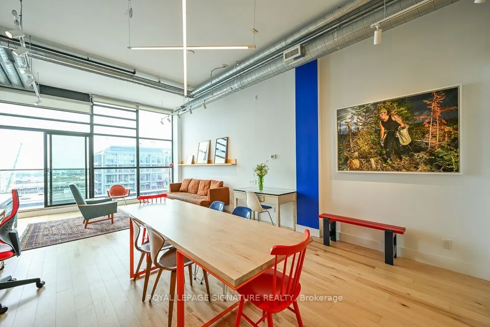 43 Hanna Avenue #715