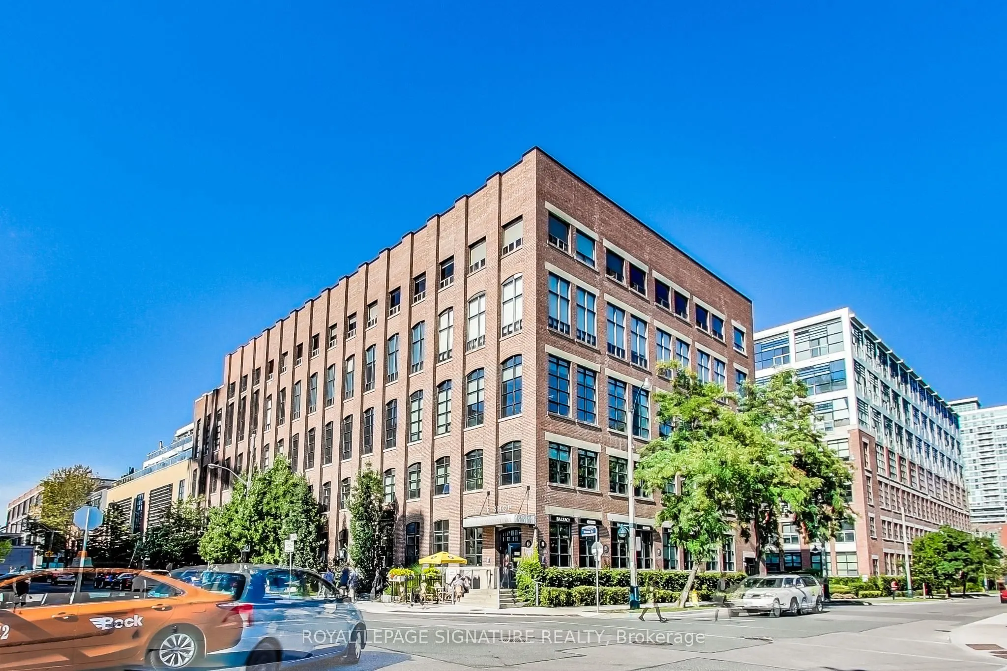 43 Hanna Avenue #715