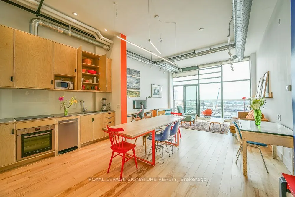 43 Hanna Avenue #715