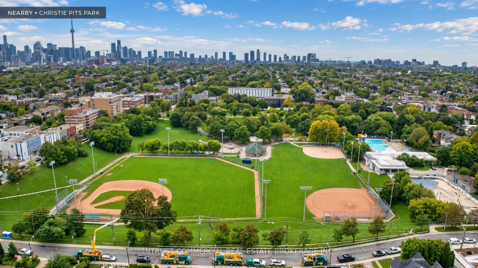 817 Bloor Street W