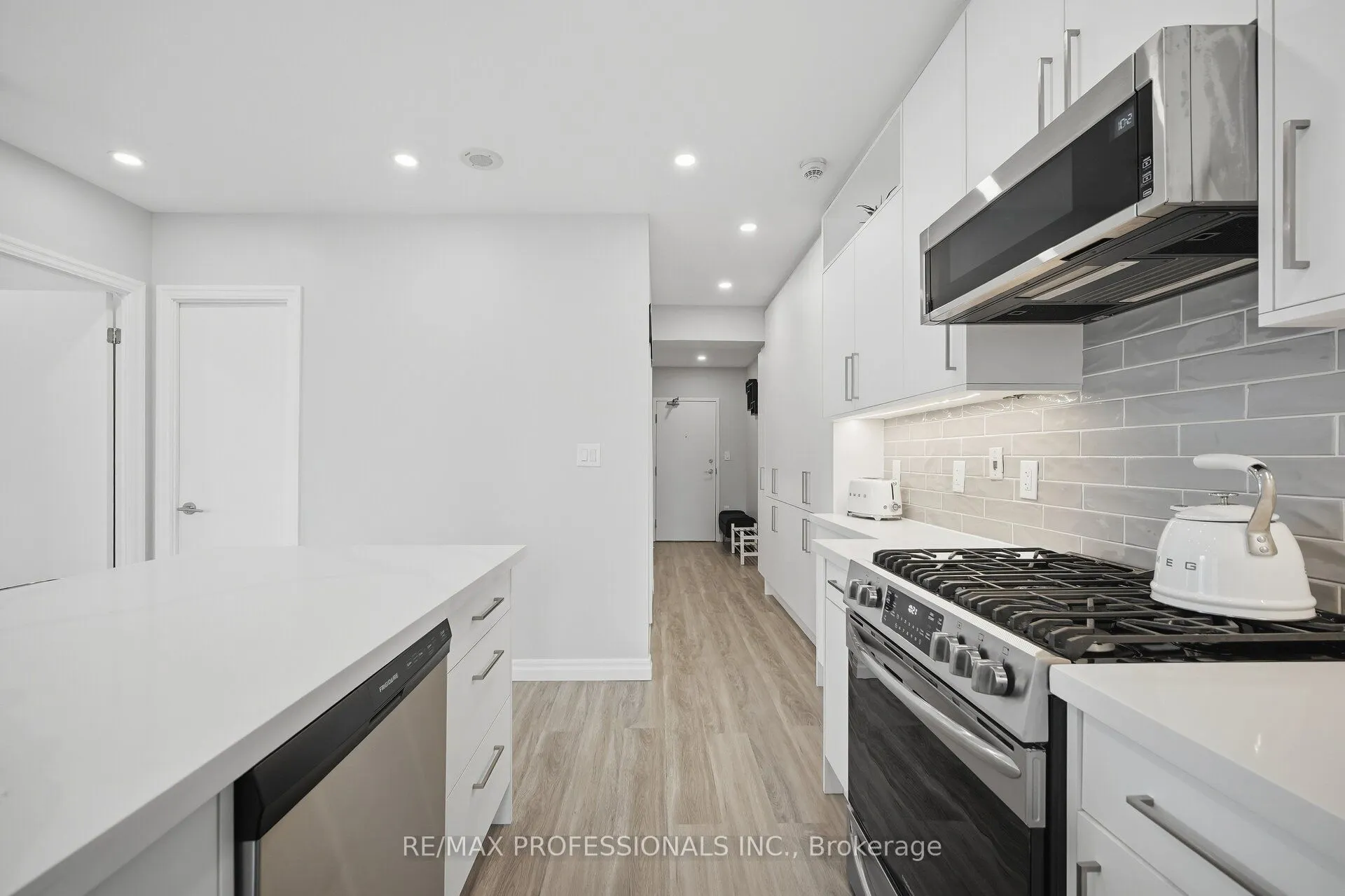 3 Navy Wharf Court #2603