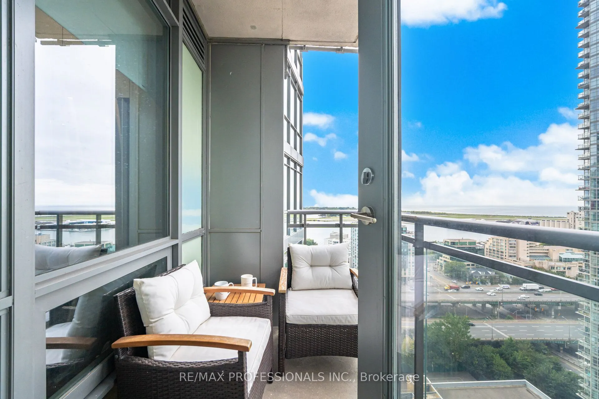 3 Navy Wharf Court #2603