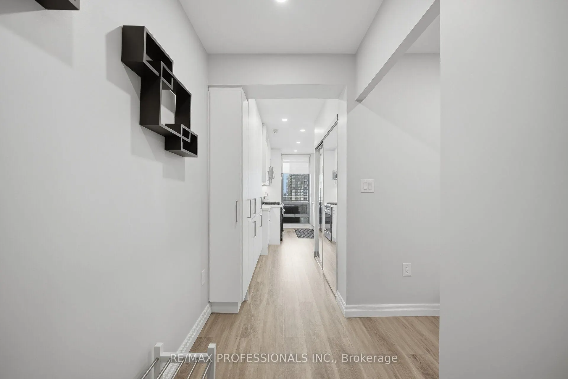 3 Navy Wharf Court #2603
